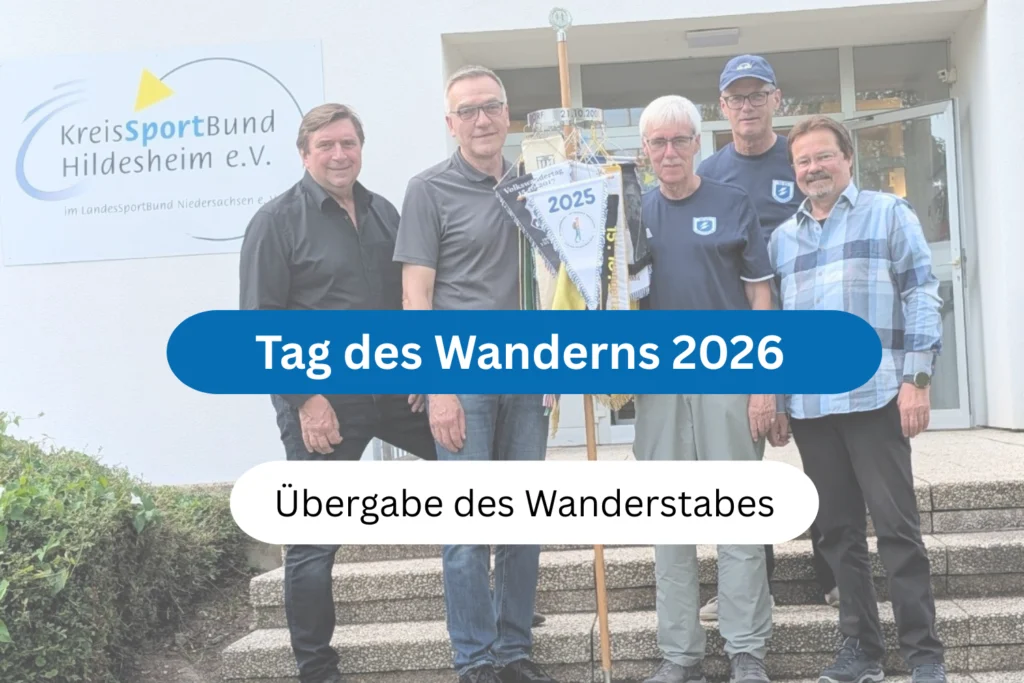Titelbild Übergabe des Wanderstabes. Anlässlich des Tag des Wanderns 2026.